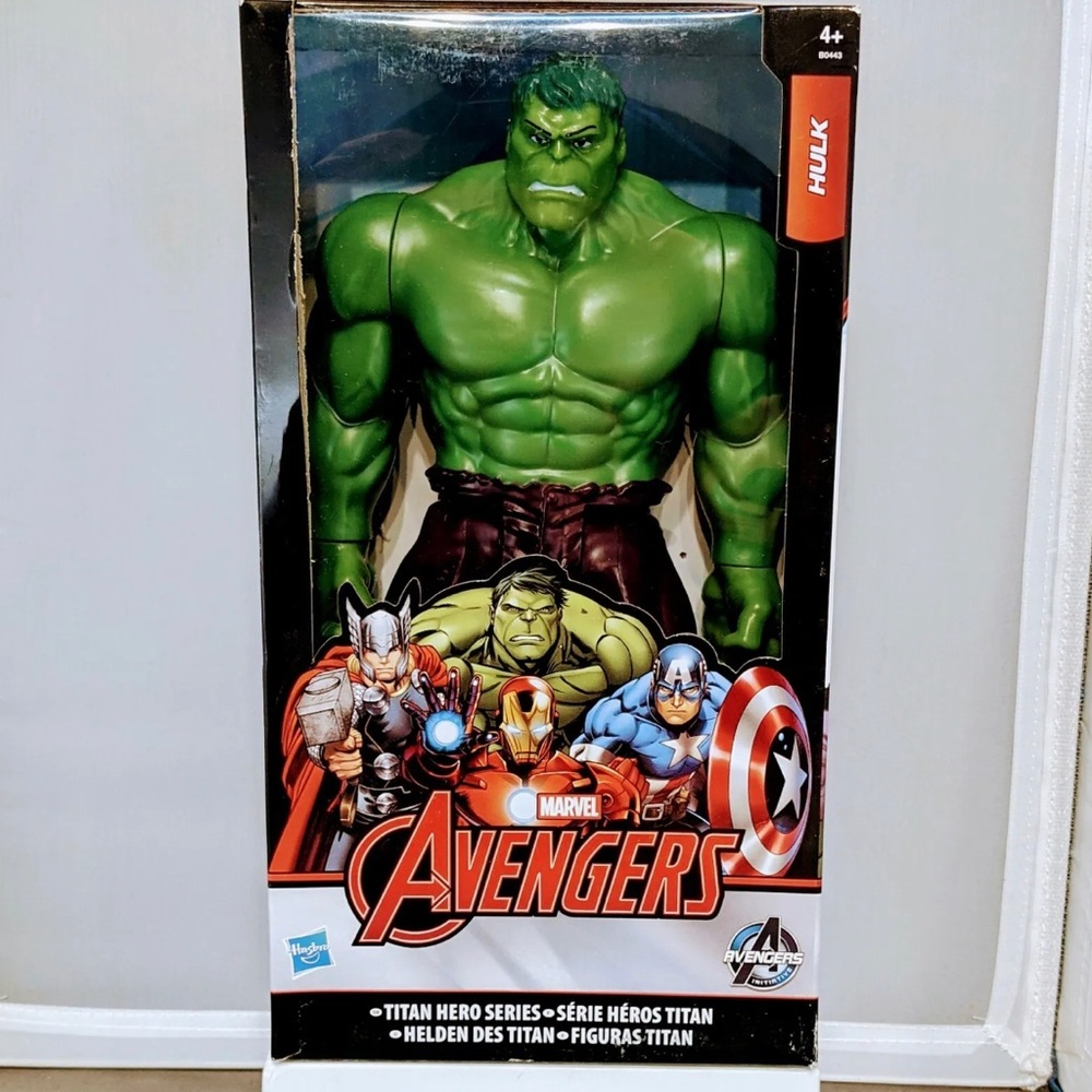 Marvel Avengers Titan Hero Series Initiative Hulk 12" Action Figure